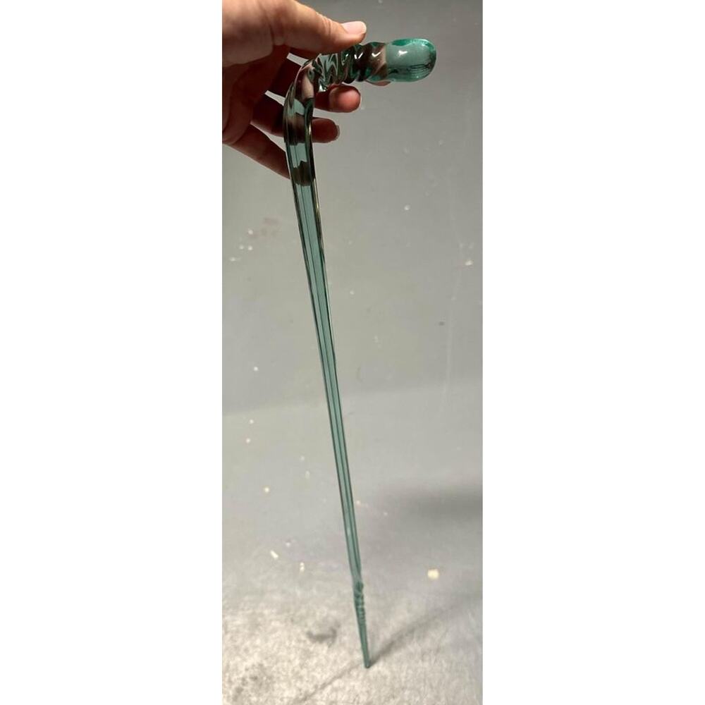 Antique Victorian Hand-Blown Glass Aqua Swirl 29" End of Day Parade Walking Cane - Picture 4 of 8